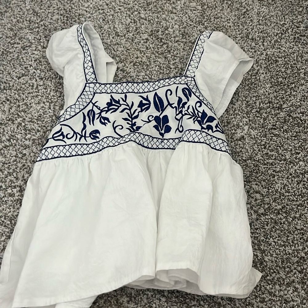 Cute top from SHEIN, worn once for first day of school